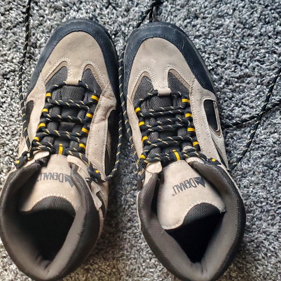 Denali Shoes Denali Hiking Boots Mens Size 2 Poshmark